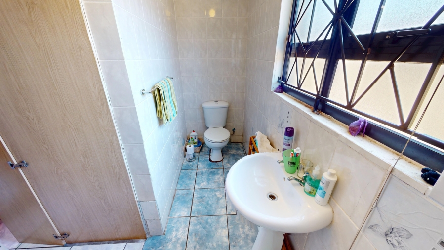 3 Bedroom Property for Sale in Colorado Park Western Cape